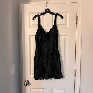 Victoria's Secret Vintage Lace Silk Slip Dress Nightgown Medium Black And Short